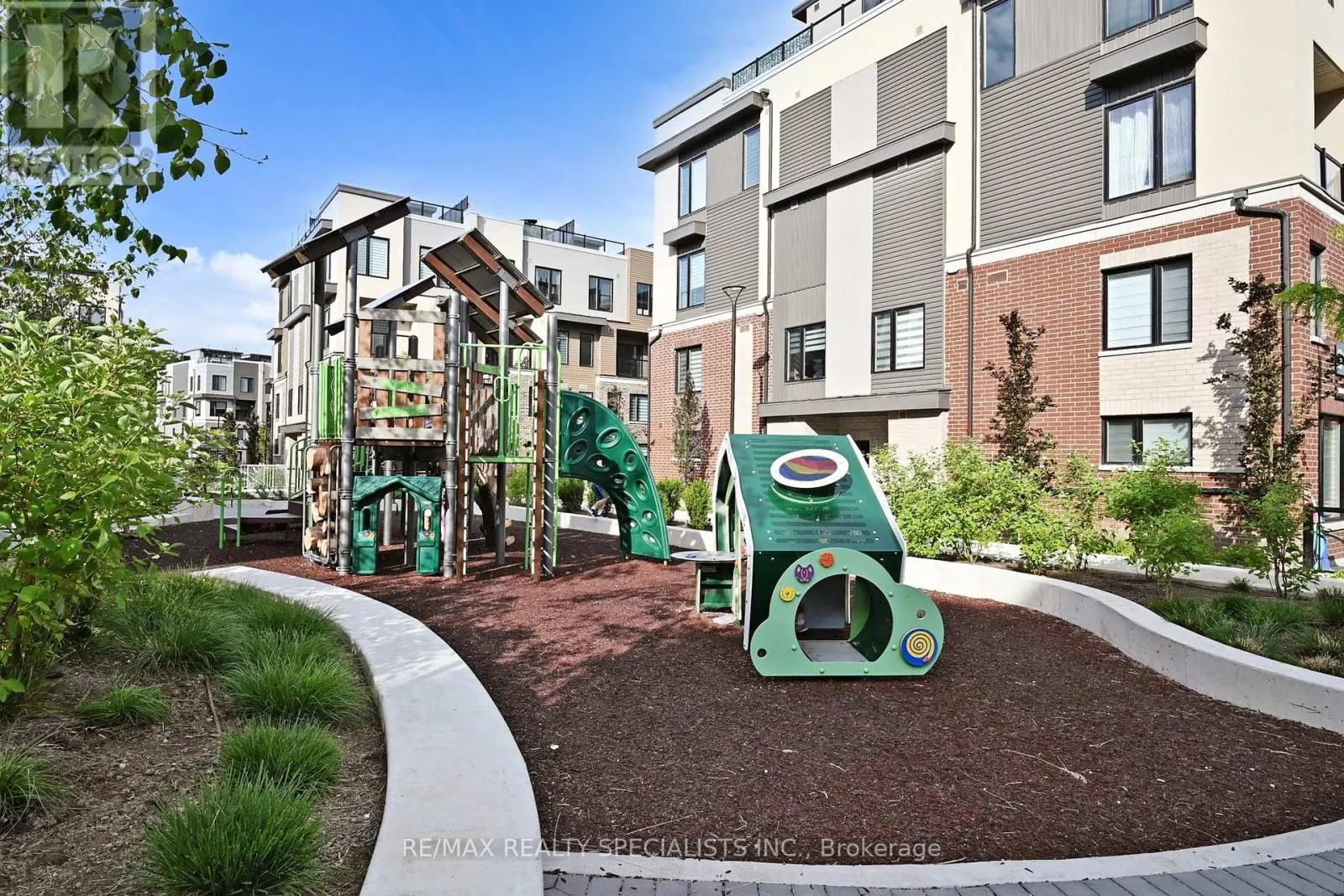 34 - 3409 RIDGEWAY DRIVE