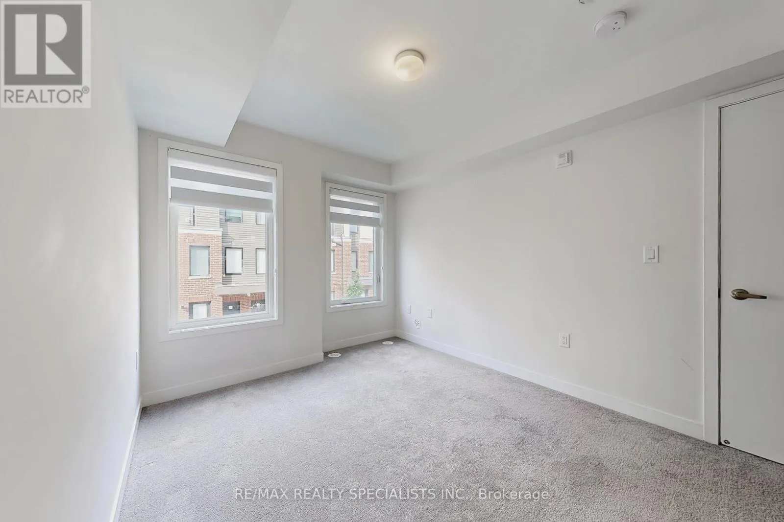 34 - 3409 RIDGEWAY DRIVE