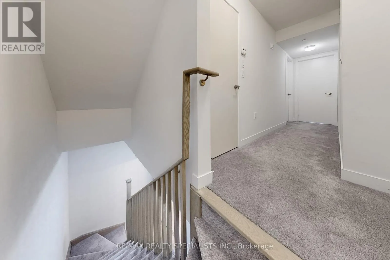 34 - 3409 RIDGEWAY DRIVE