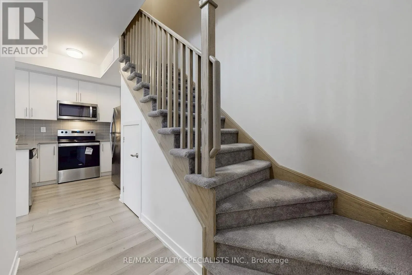 34 - 3409 RIDGEWAY DRIVE