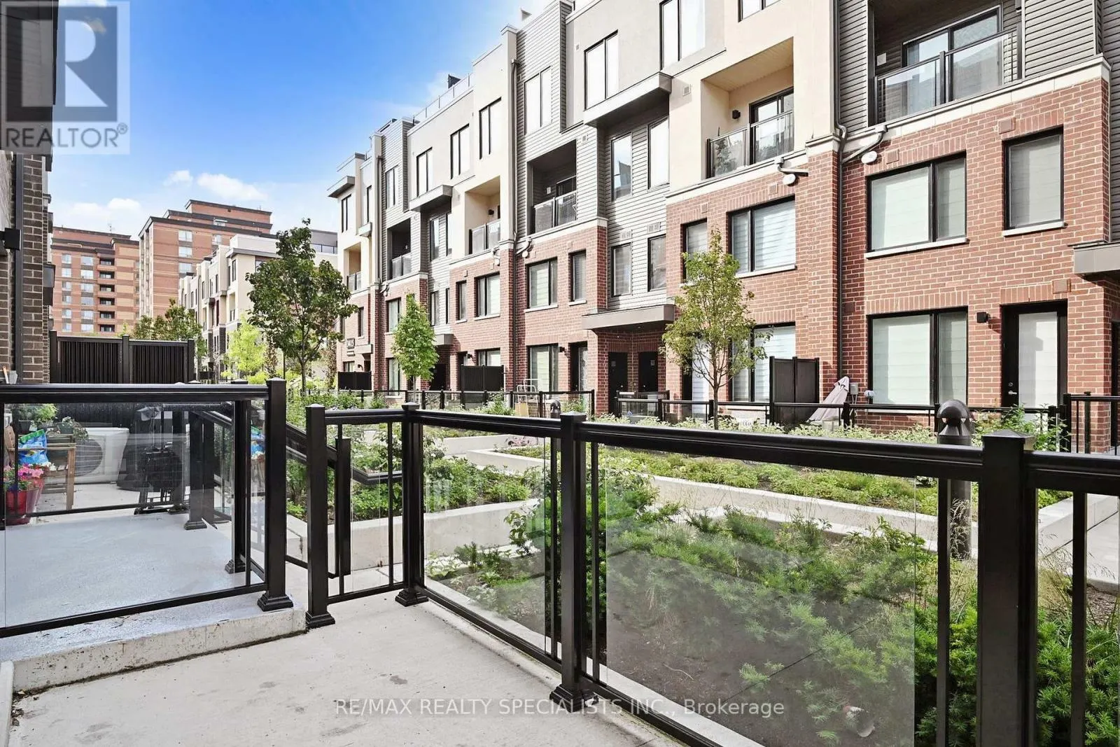 34 - 3409 RIDGEWAY DRIVE