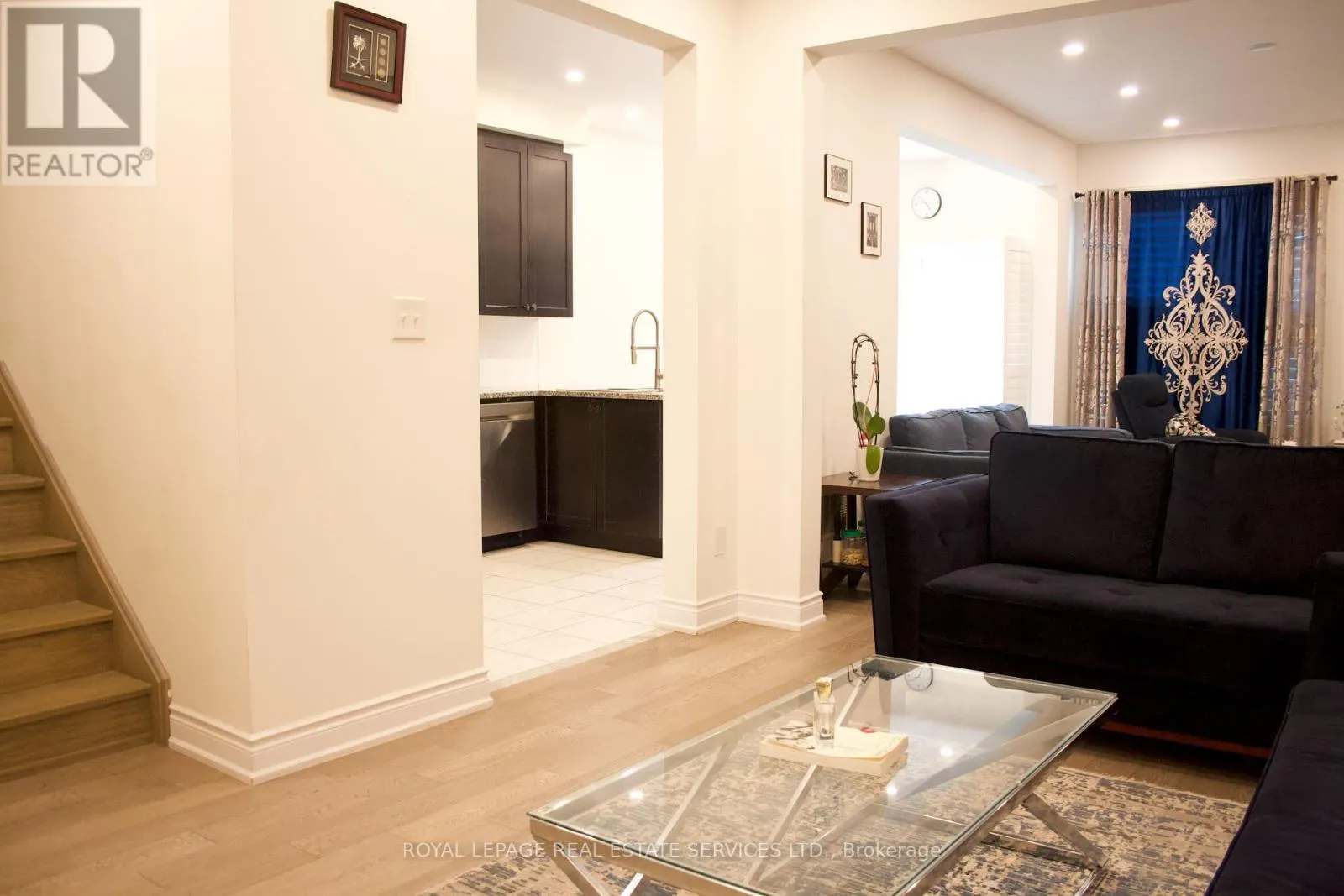 630 MOCKRIDGE TERRACE