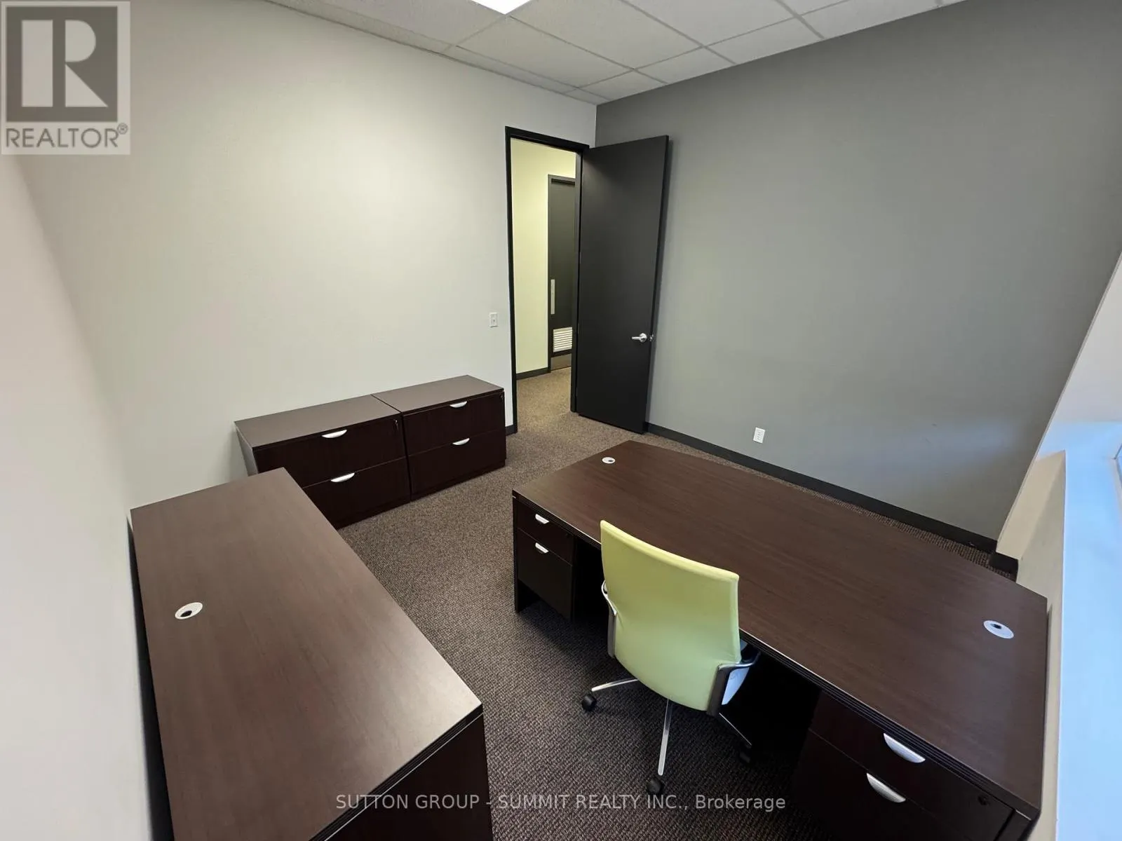 (LARGER OFFICES) - 2865 BRISTOL CIRCLE