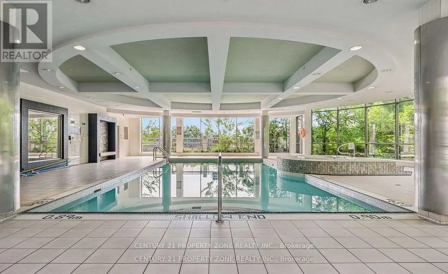 1911 - 3880 DUKE OF YORK BOULEVARD