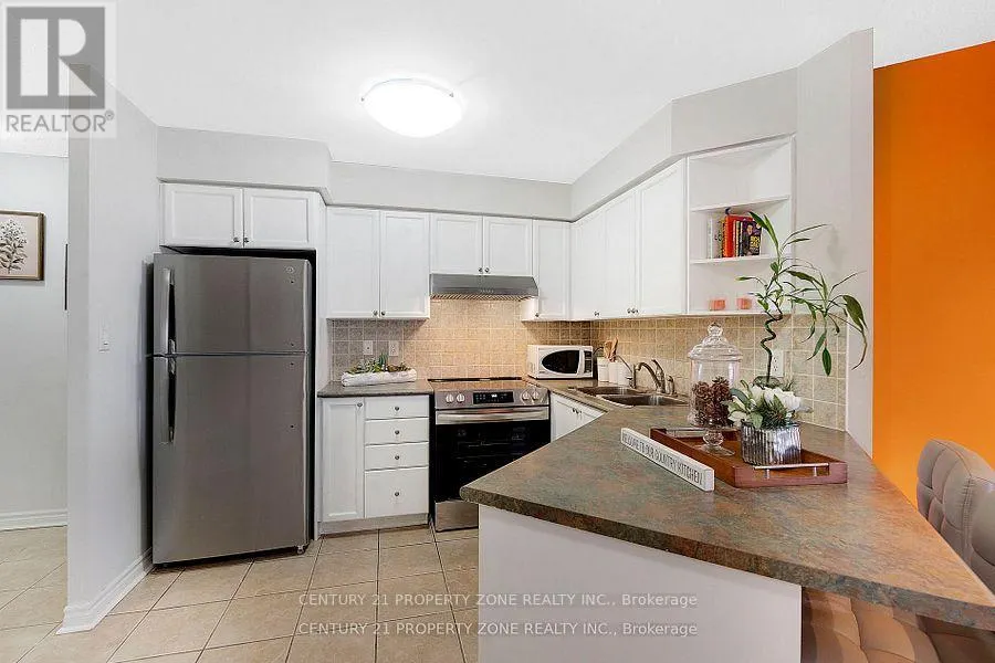 1911 - 3880 DUKE OF YORK BOULEVARD