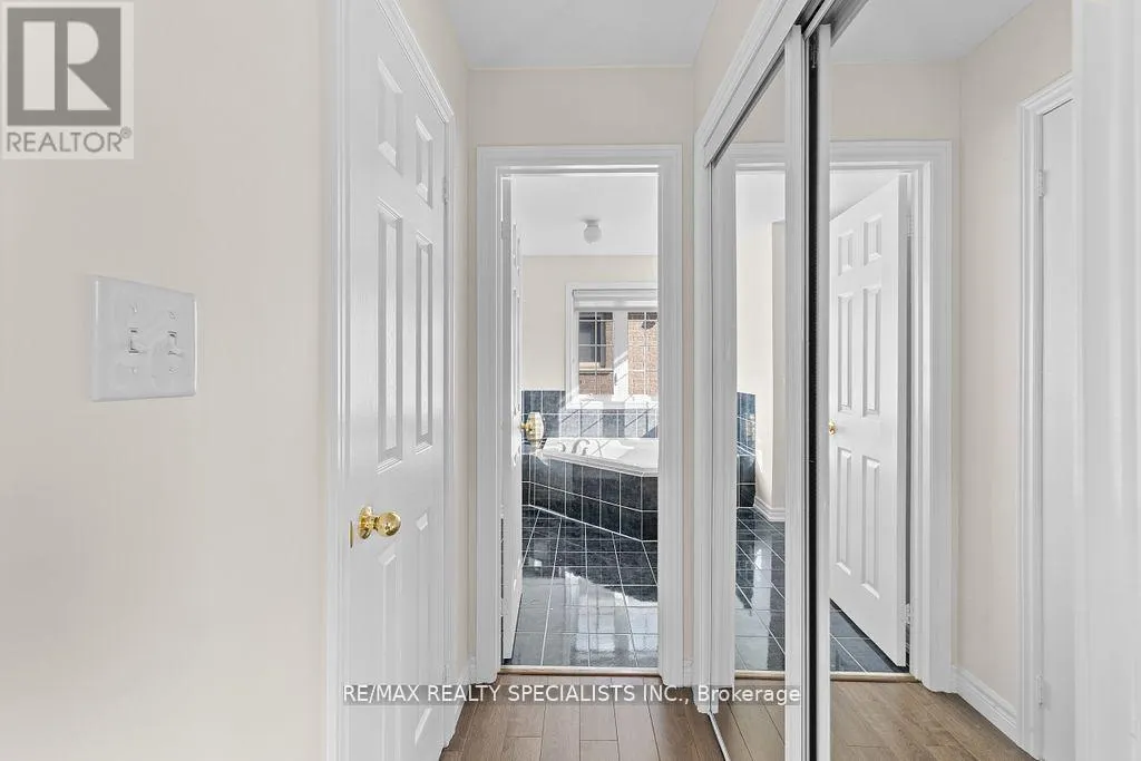 2 SEVERIN STREET