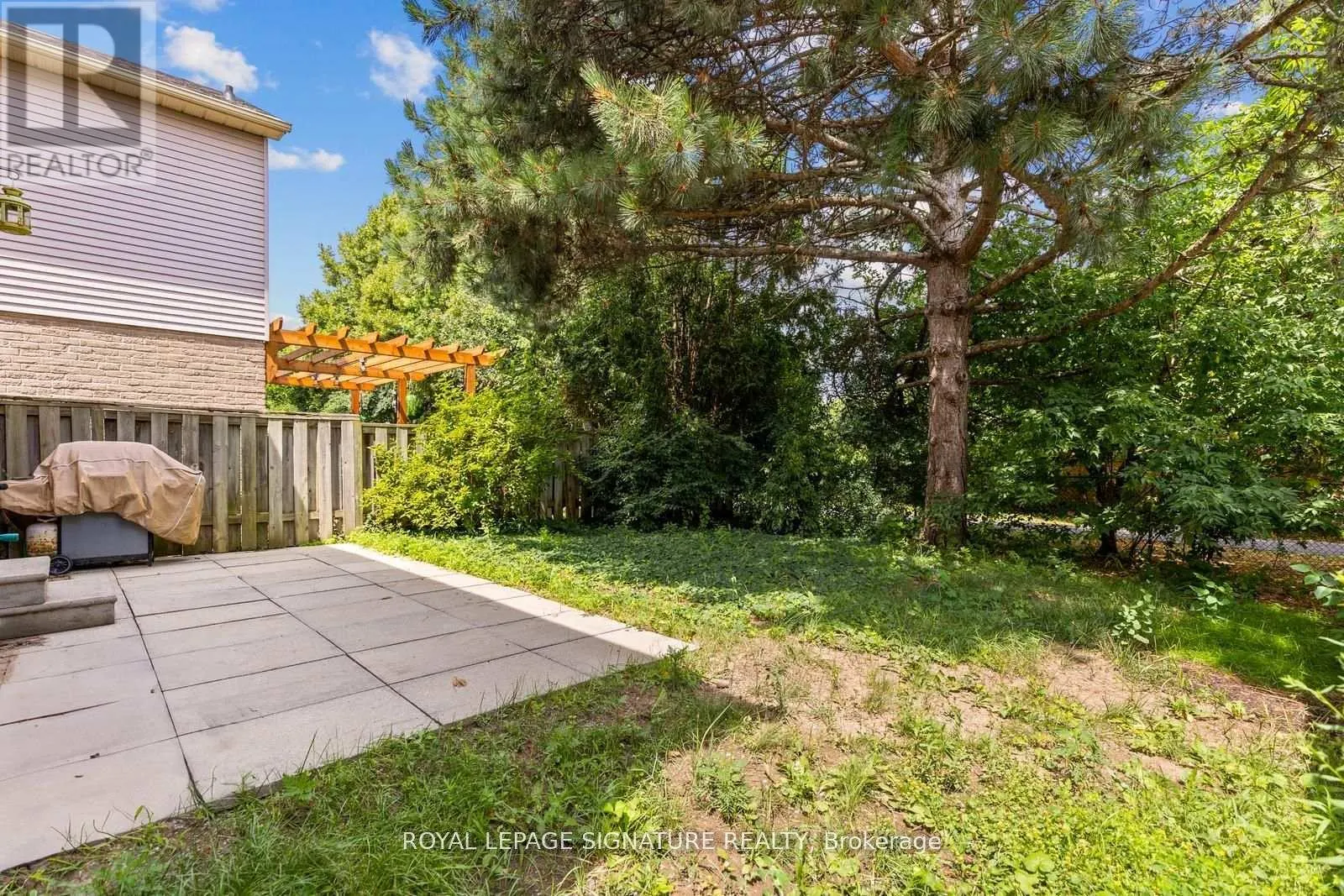 6441 COLEBROOK CRESCENT