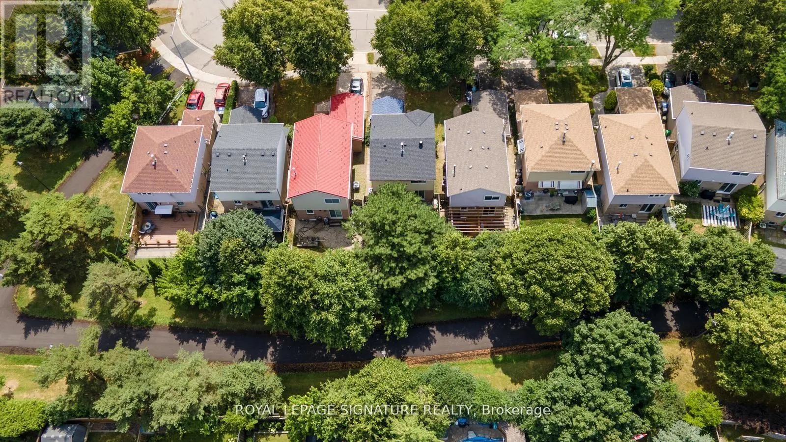 6441 COLEBROOK CRESCENT
