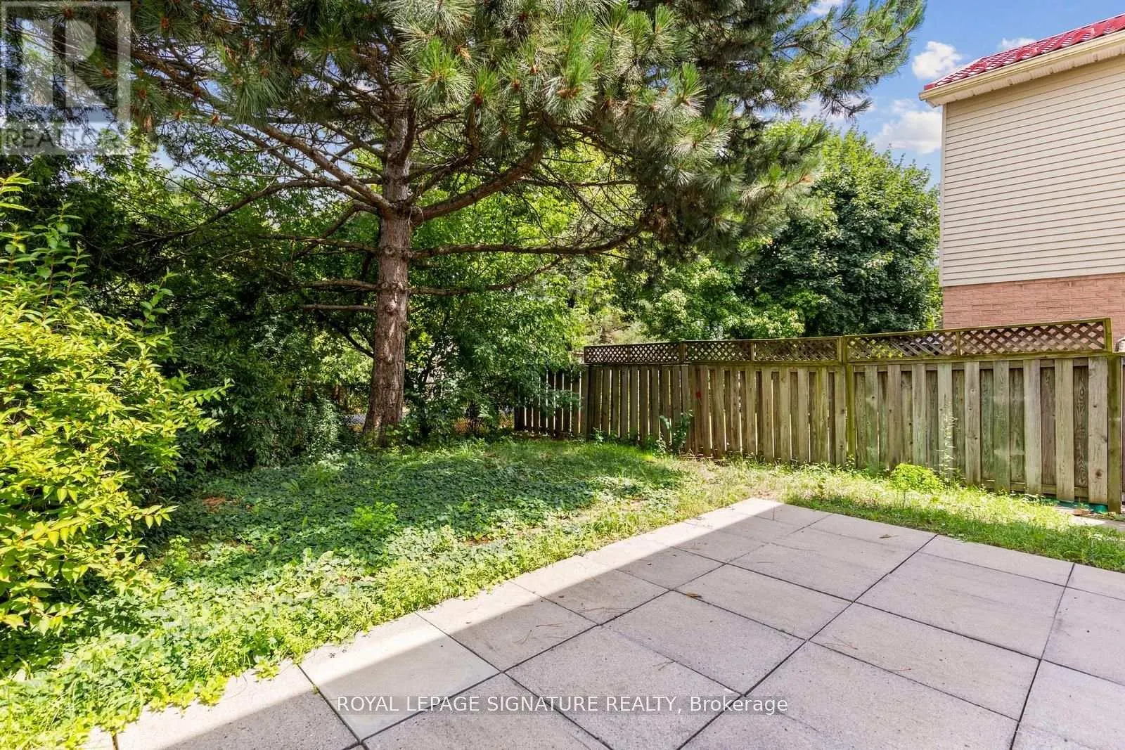 6441 COLEBROOK CRESCENT