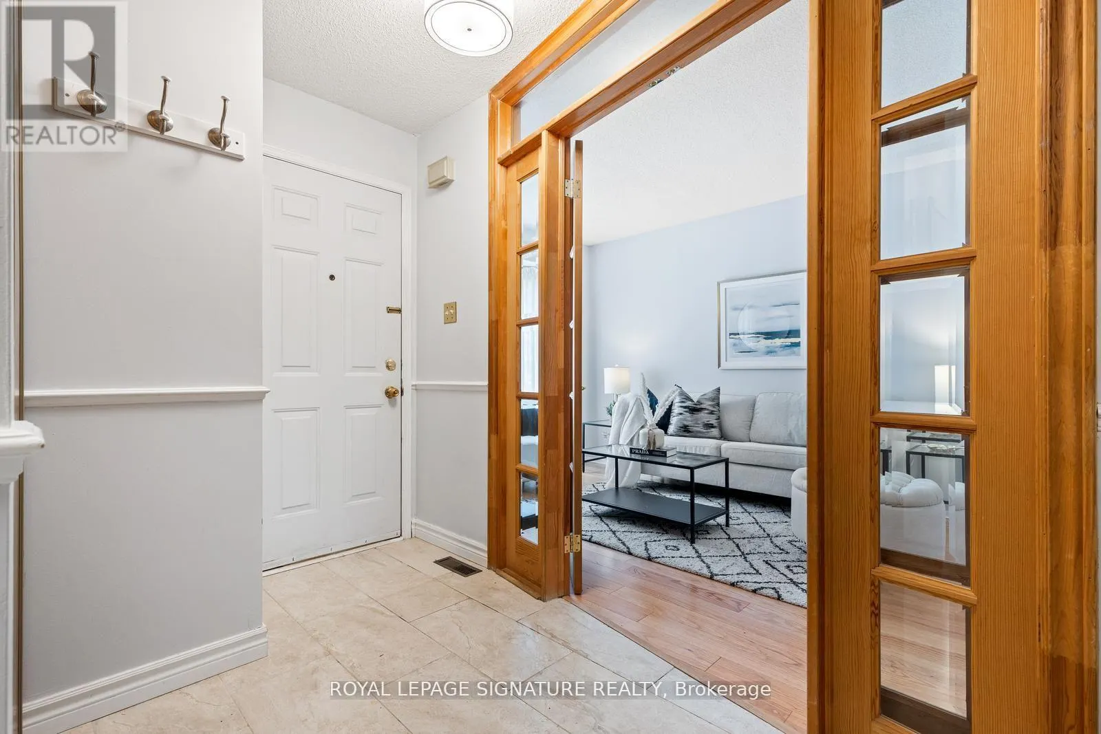 6441 COLEBROOK CRESCENT