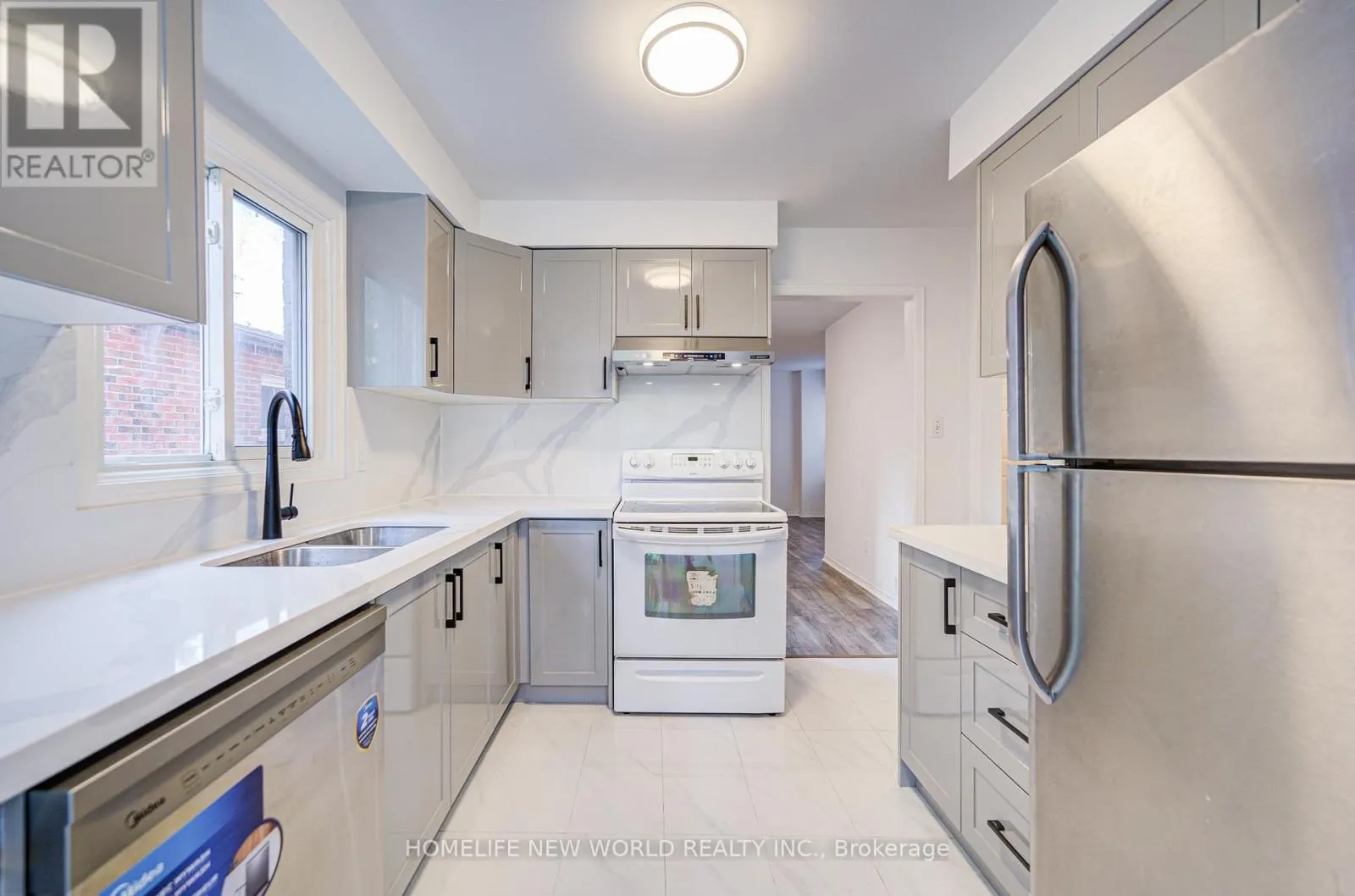 3296 PILCOM CRESCENT