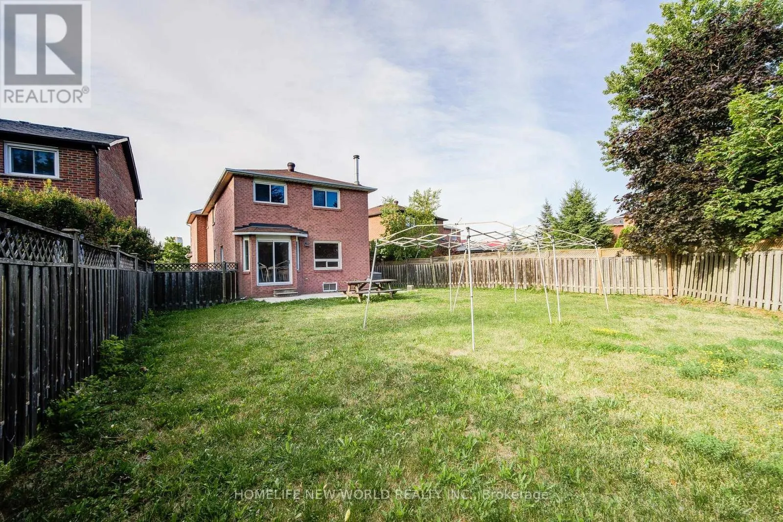3296 PILCOM CRESCENT