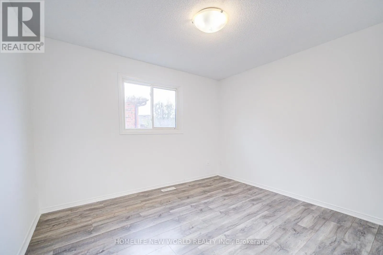 3296 PILCOM CRESCENT