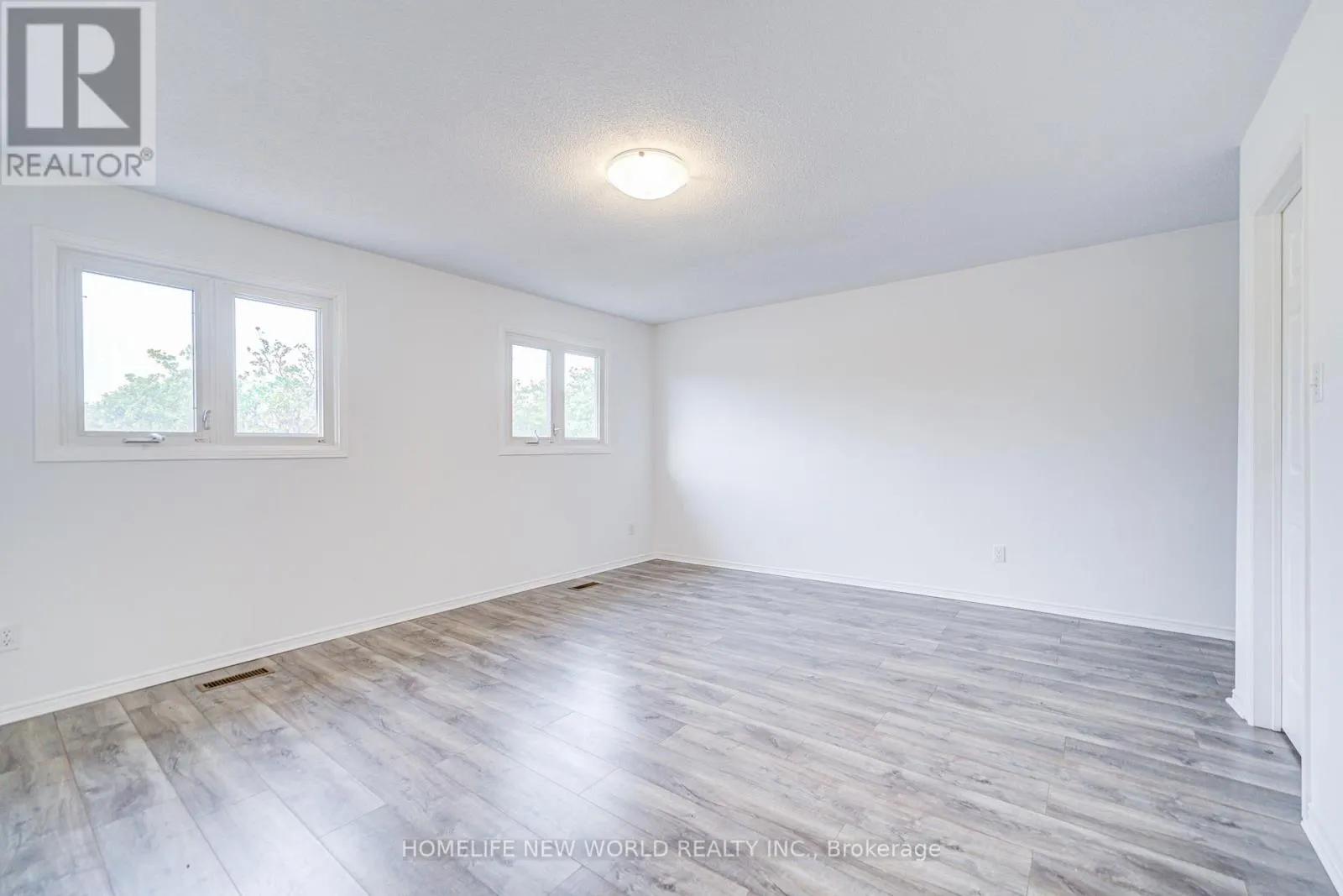 3296 PILCOM CRESCENT