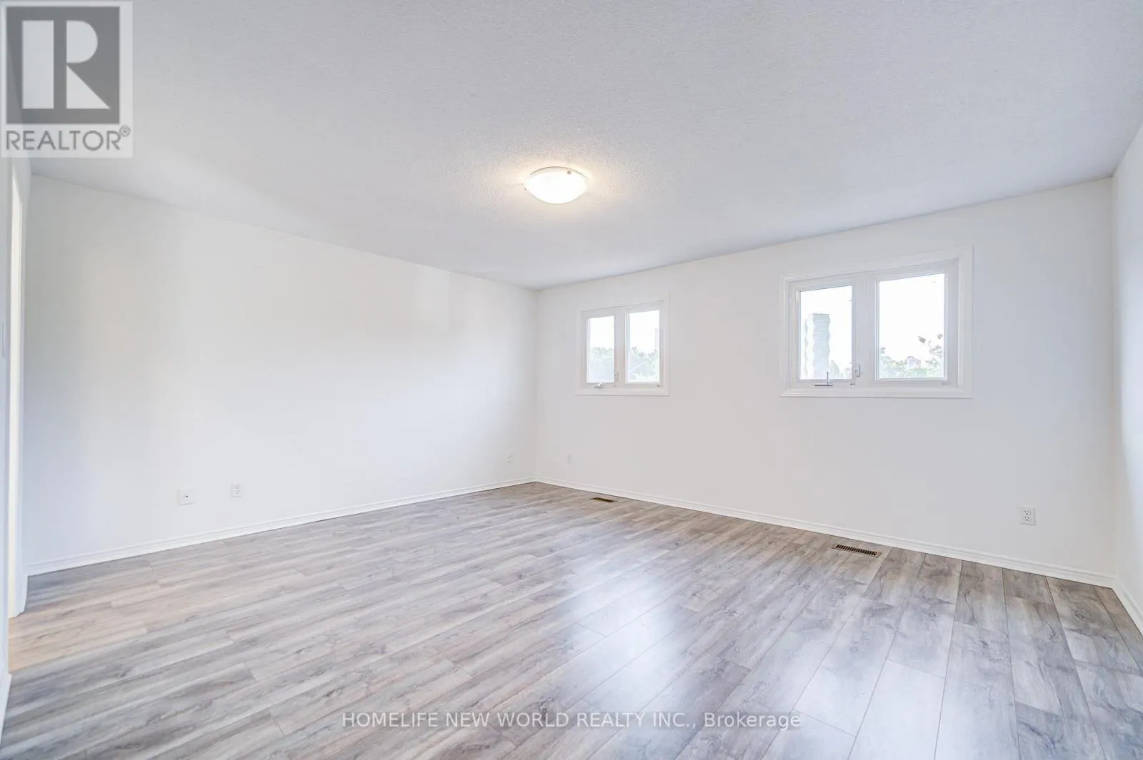 3296 PILCOM CRESCENT