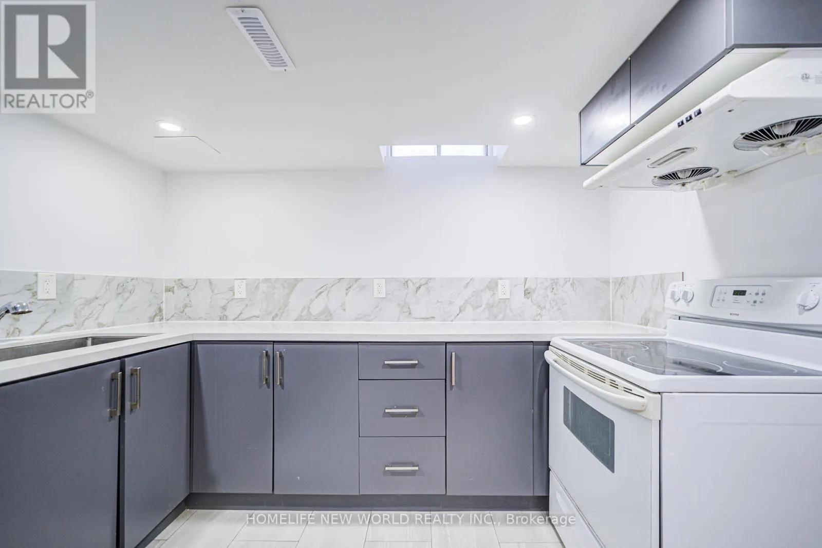 3296 PILCOM CRESCENT