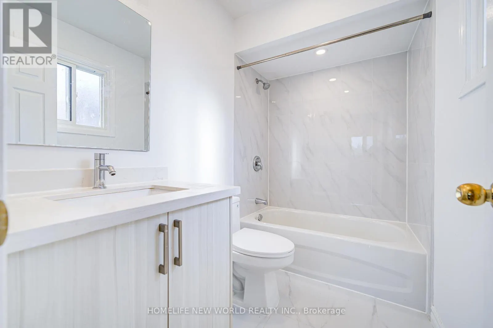 3296 PILCOM CRESCENT