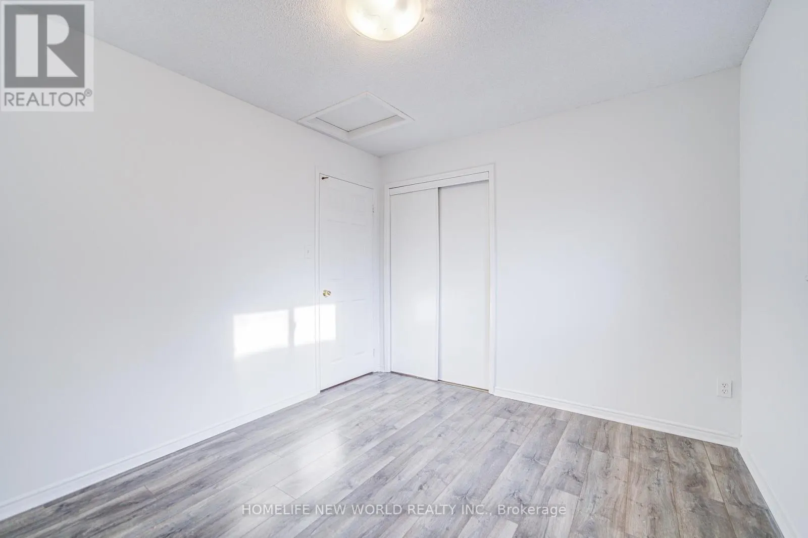 3296 PILCOM CRESCENT
