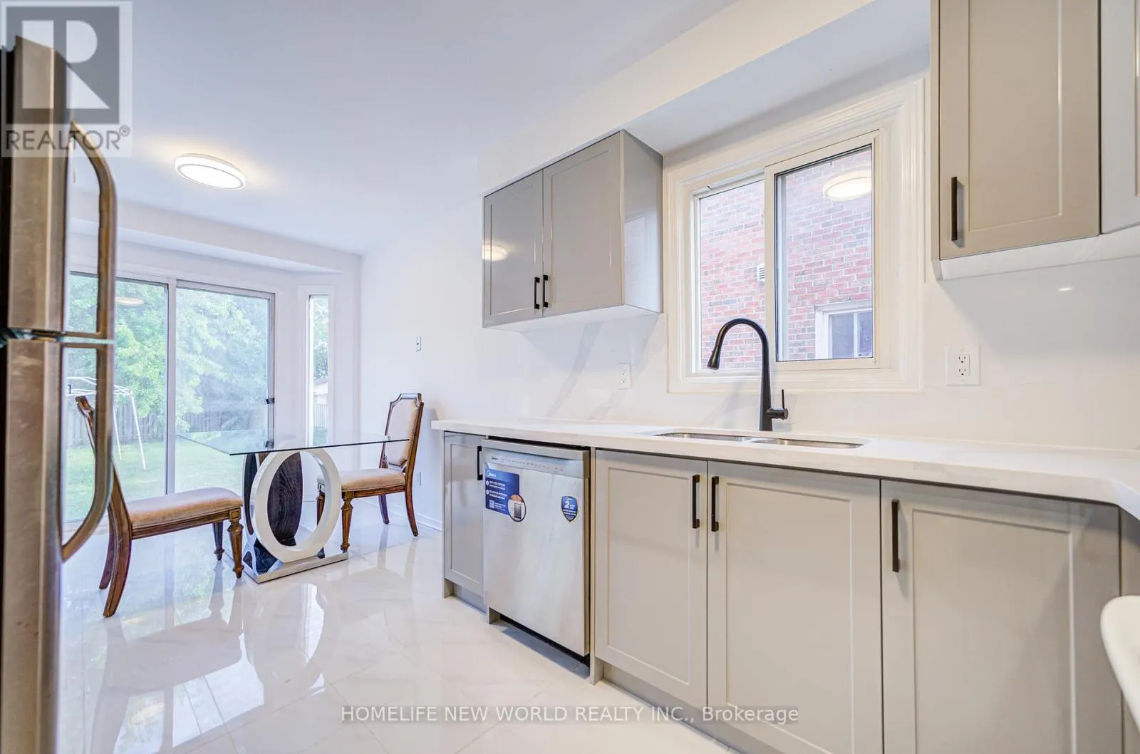 3296 PILCOM CRESCENT