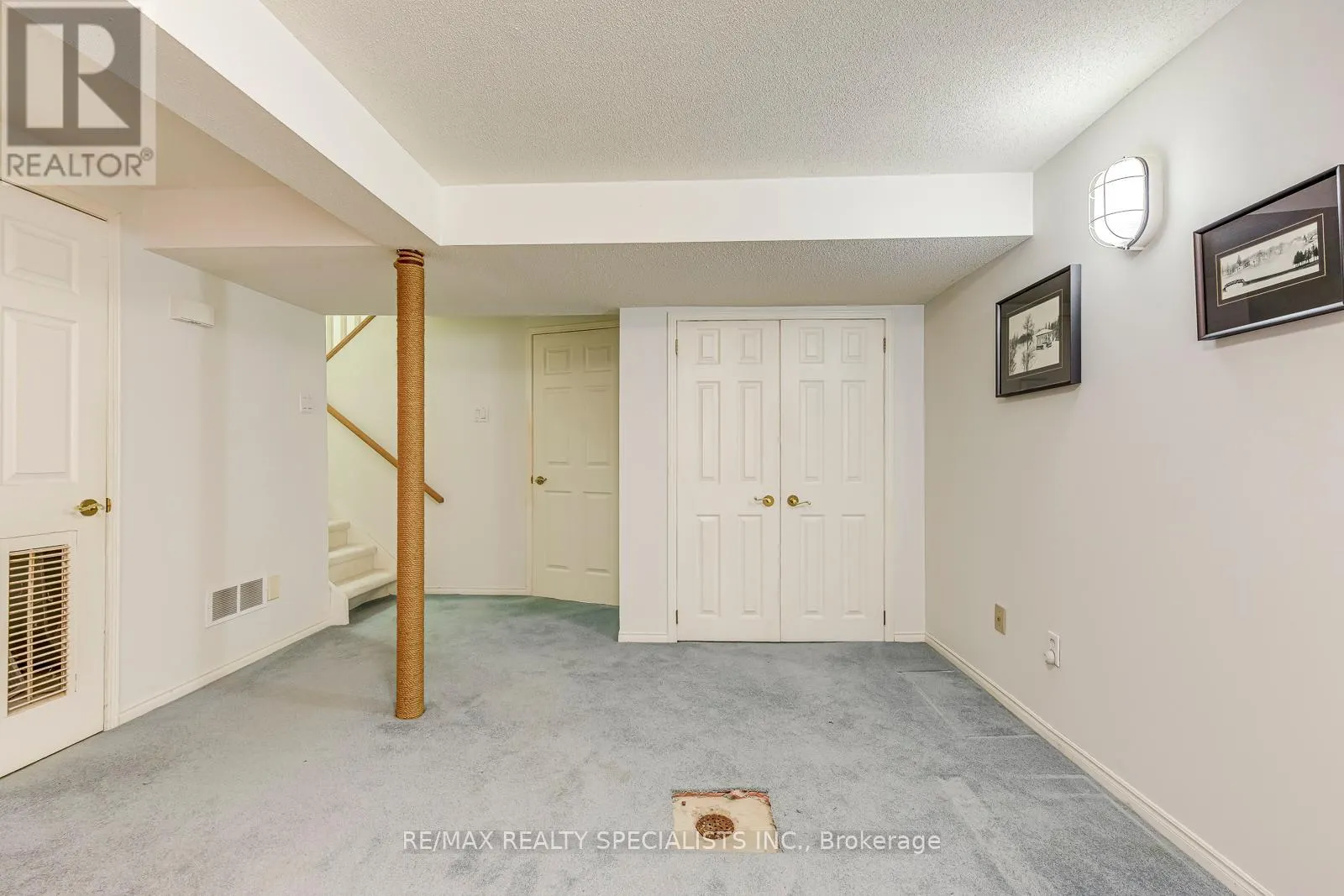25 - 2199 BURNHAMTHORPE ROAD W