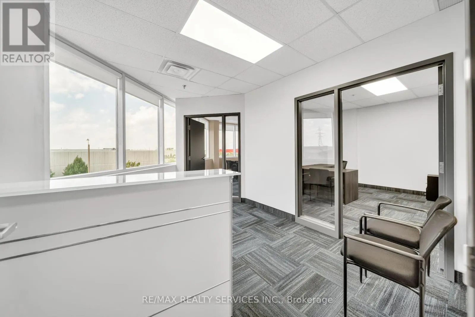 204 - 6660 KENNEDY ROAD