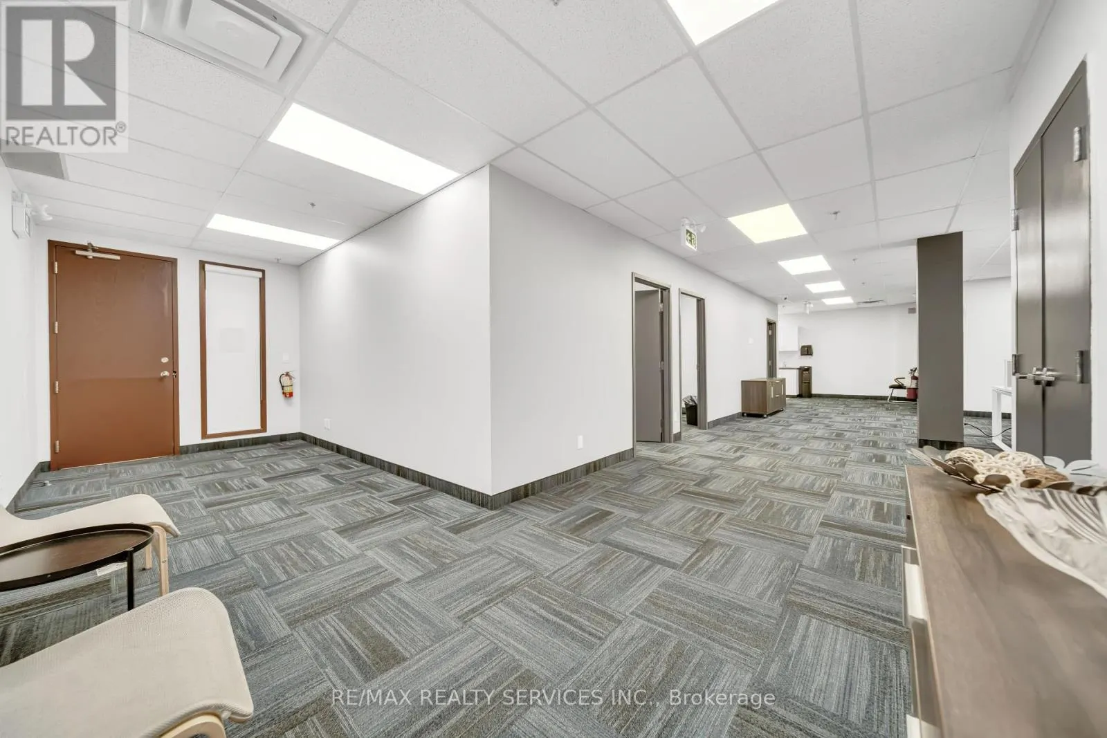 204 - 6660 KENNEDY ROAD