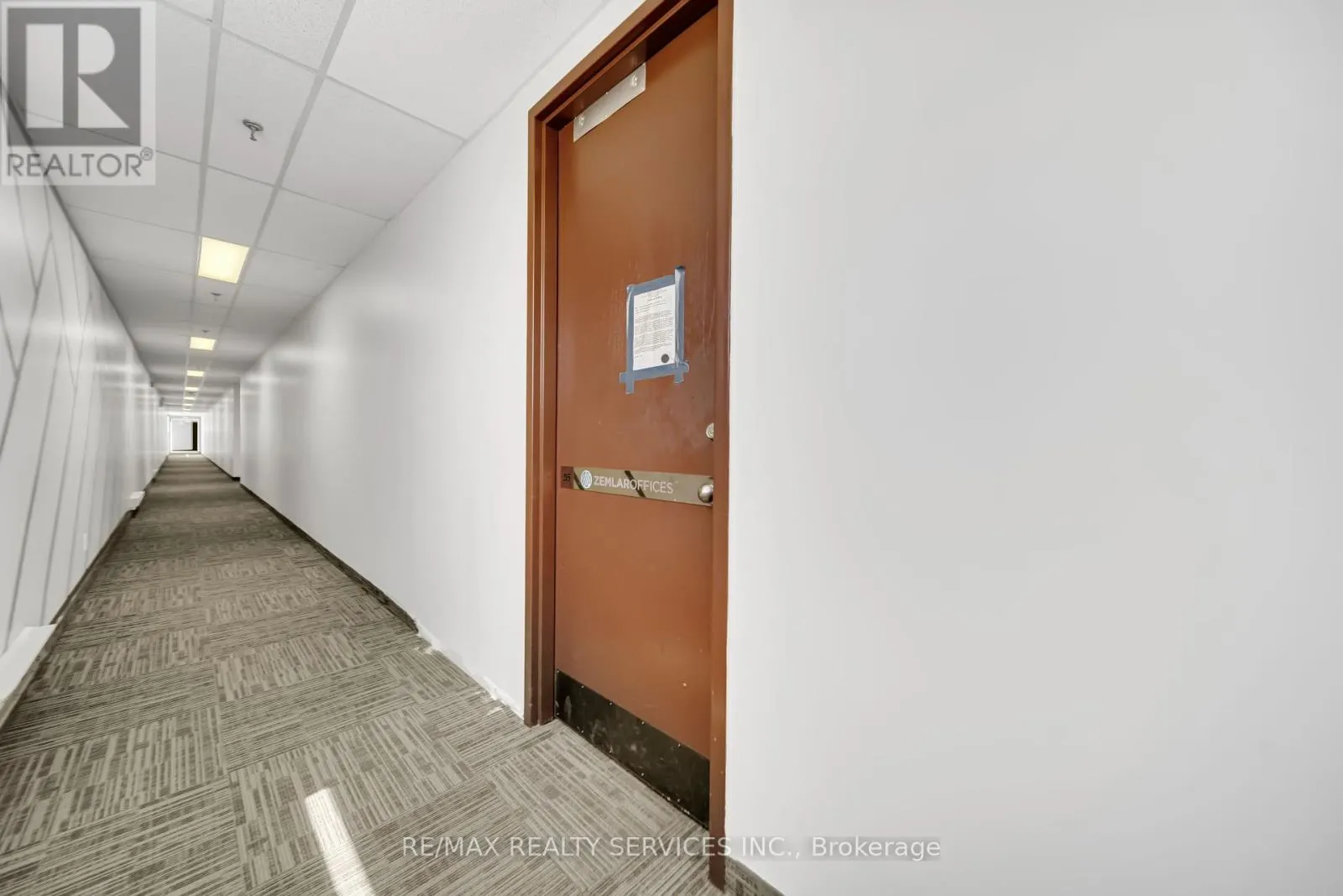 211 - 6660 KENNEDY ROAD