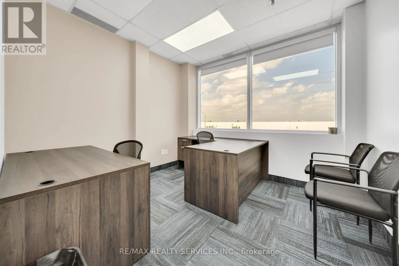 215 - 6660 KENNEDY ROAD