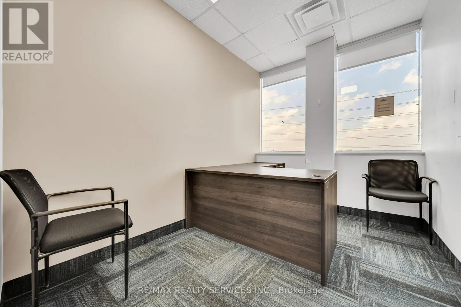 215 - 6660 KENNEDY ROAD