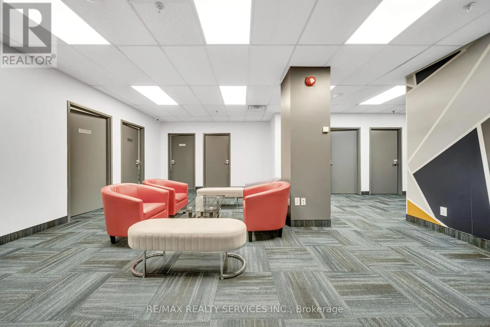 215 - 6660 KENNEDY ROAD