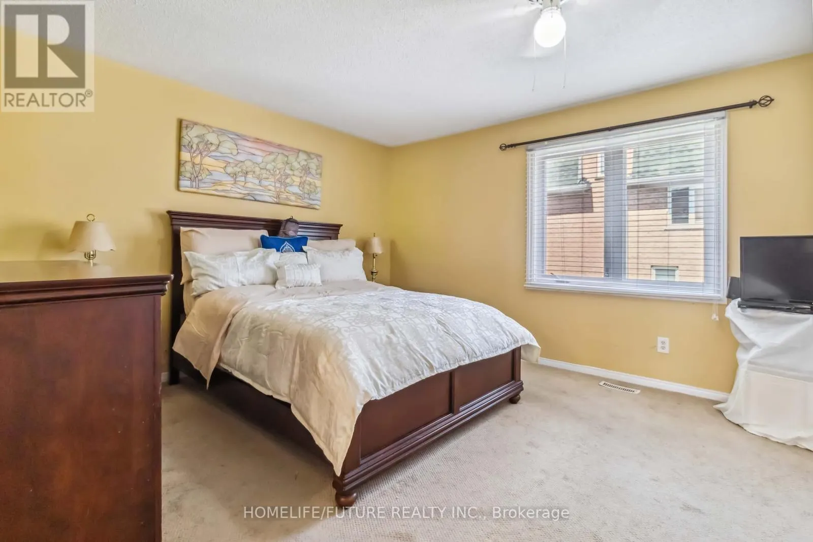 126 - 2945 THOMAS STREET
