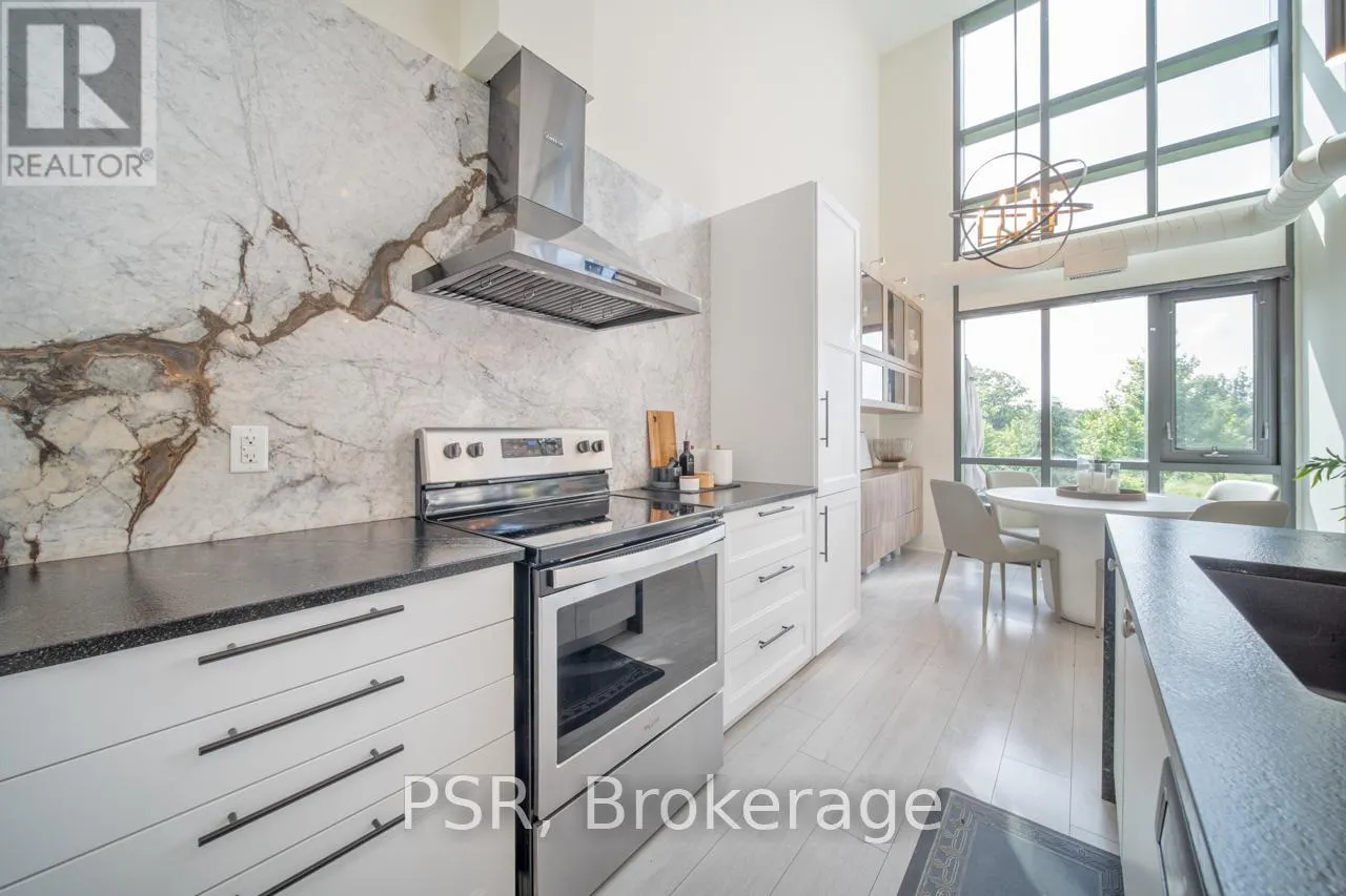 111 - 65 YORKLAND BOULEVARD