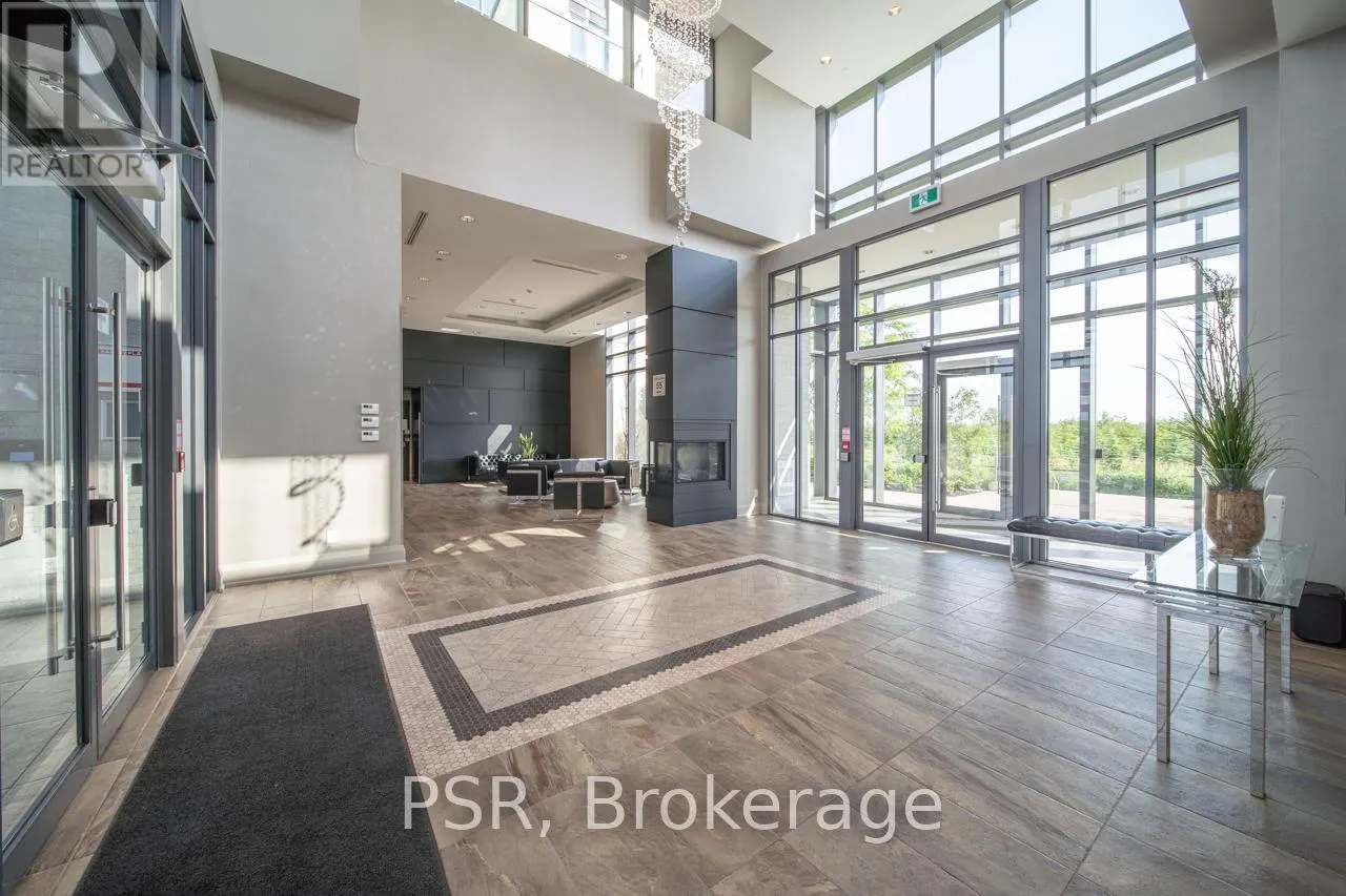 111 - 65 YORKLAND BOULEVARD