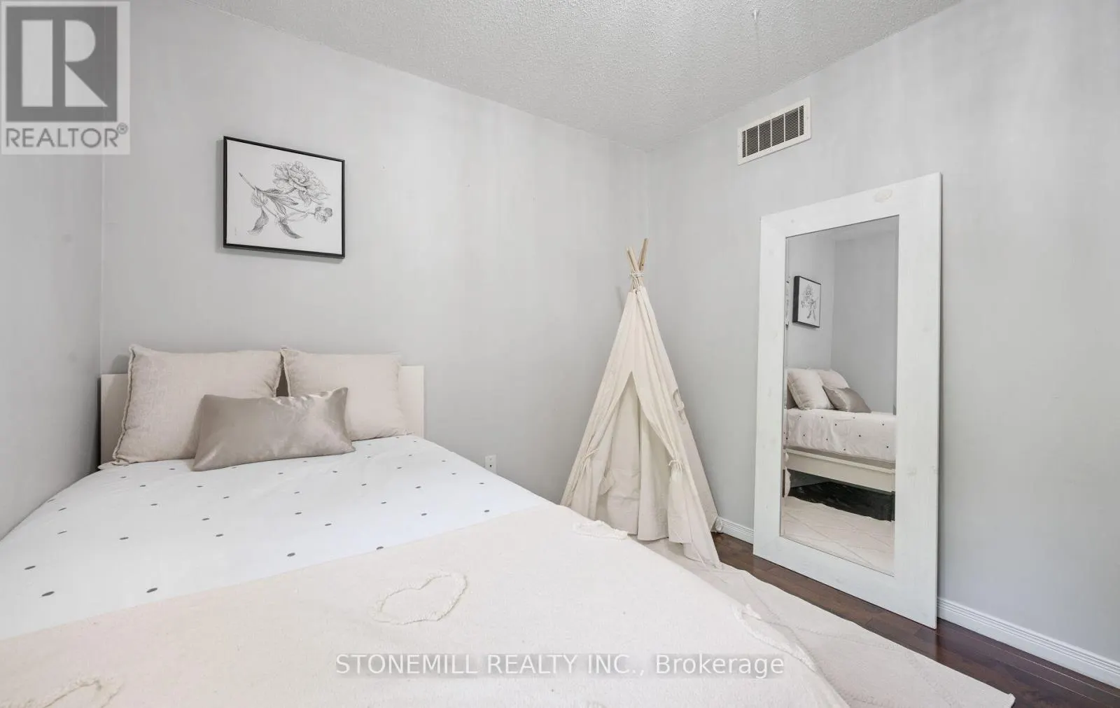 12 - 4200 KILMER DRIVE