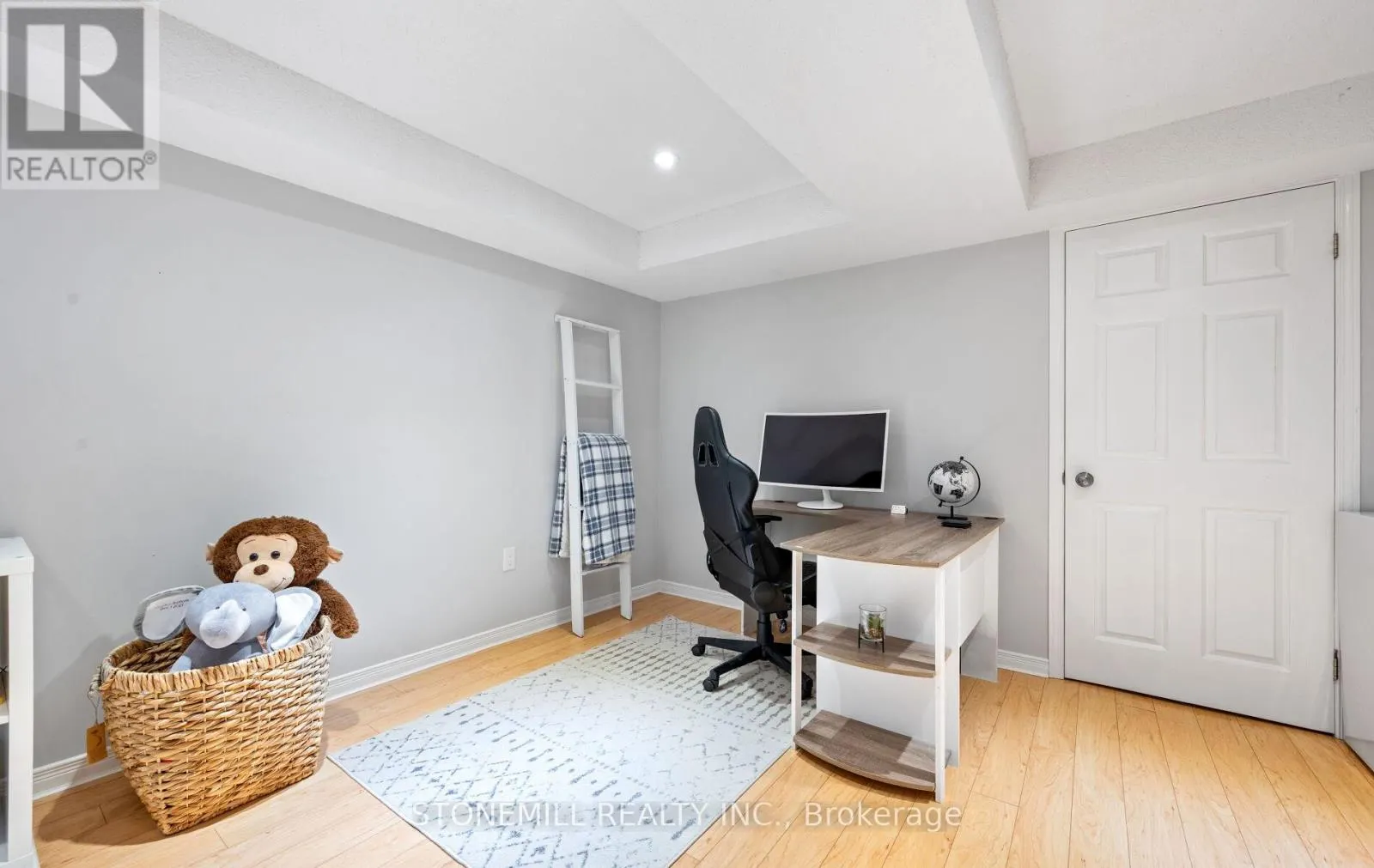 12 - 4200 KILMER DRIVE
