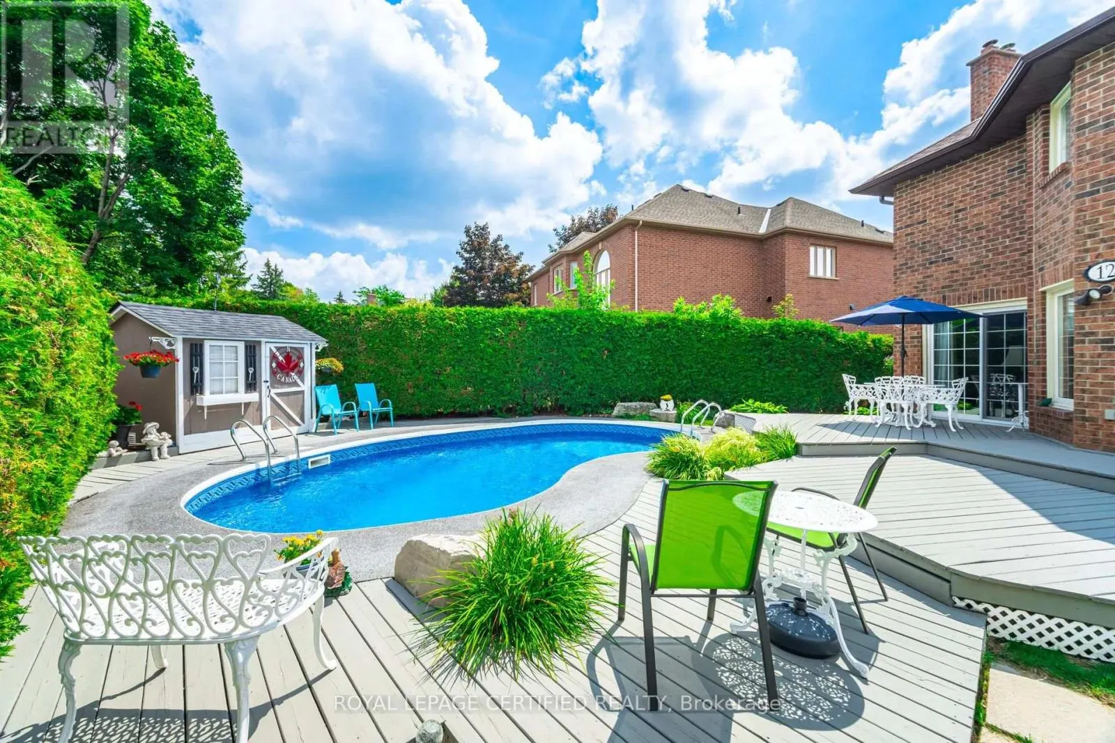 12 BURTREE DRIVE