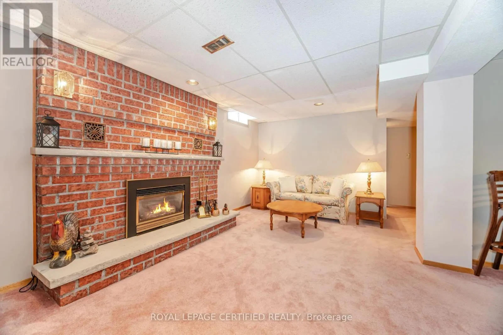 12 BURTREE DRIVE