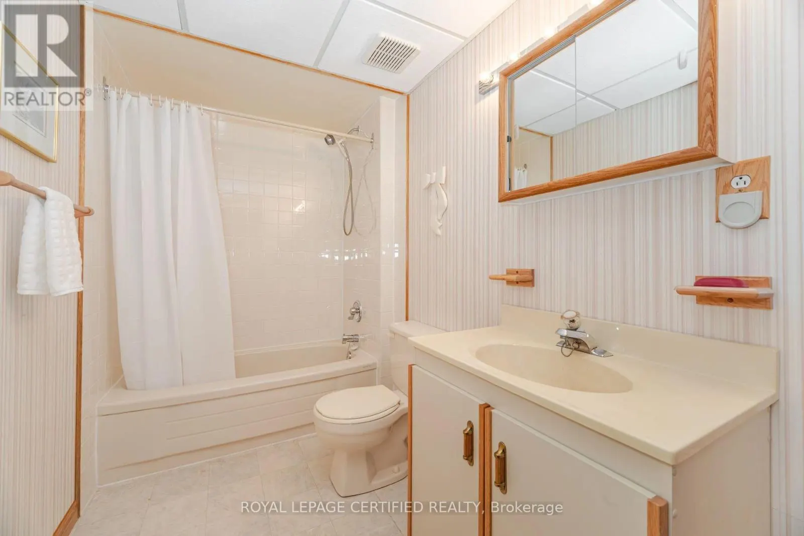 12 BURTREE DRIVE