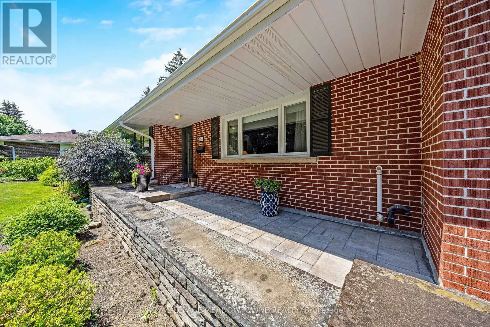 17 VALLEYVIEW ROAD