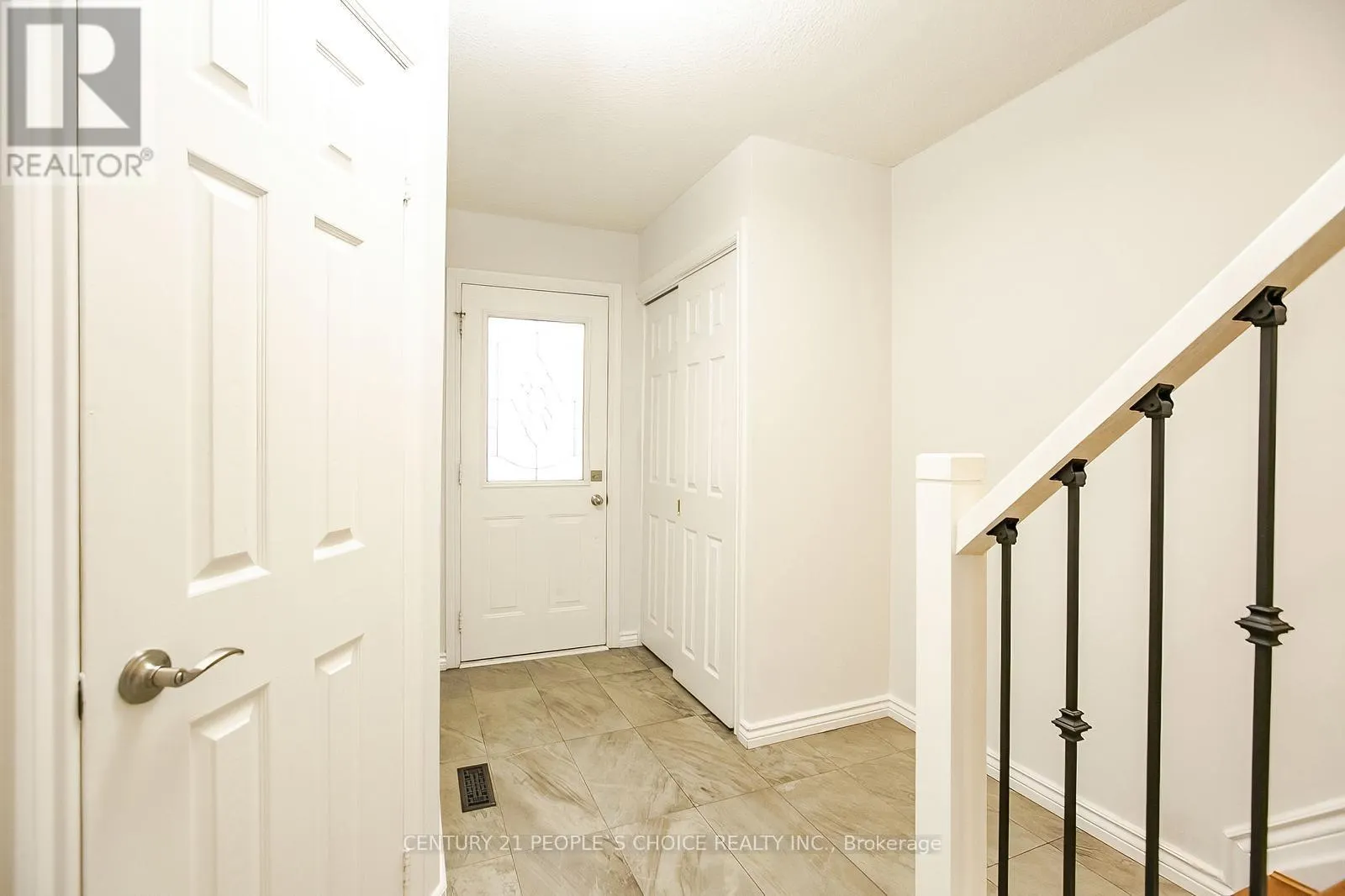 240 SIMMONS BOULEVARD