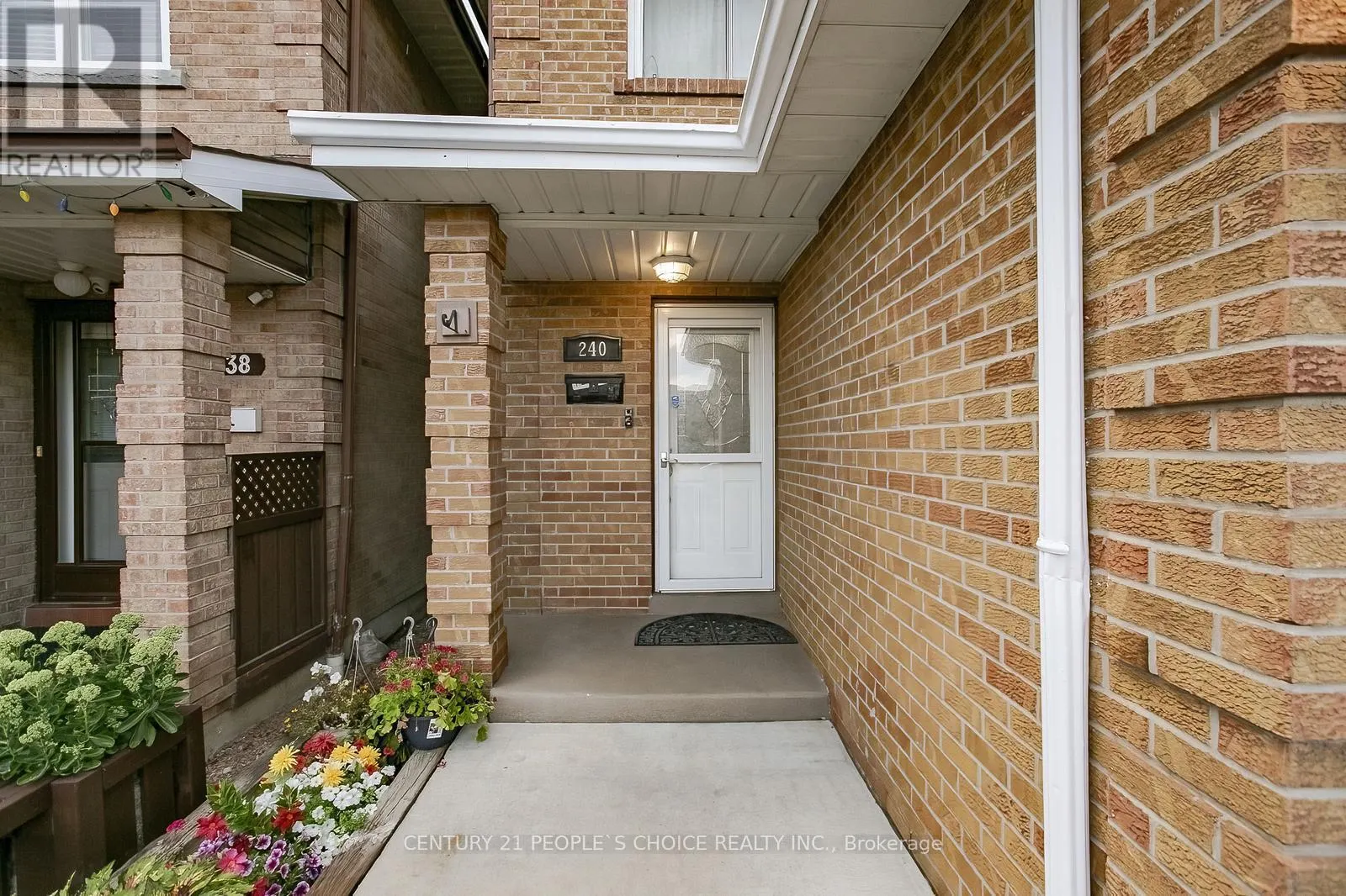240 SIMMONS BOULEVARD