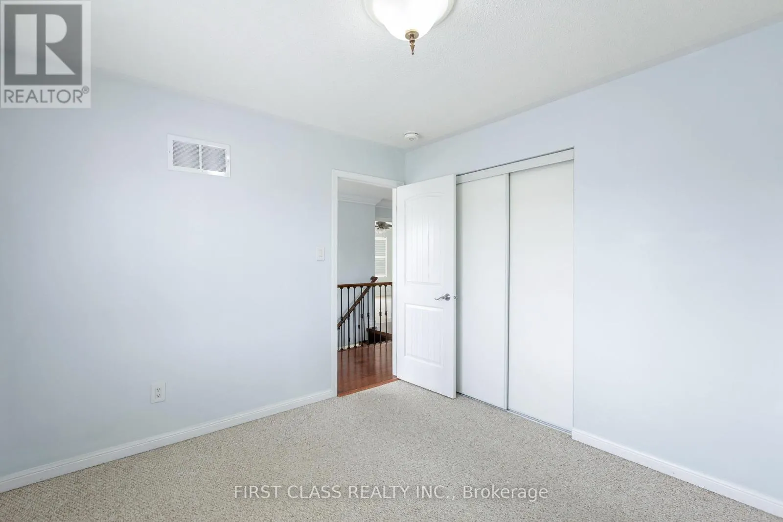 802 YATES DRIVE