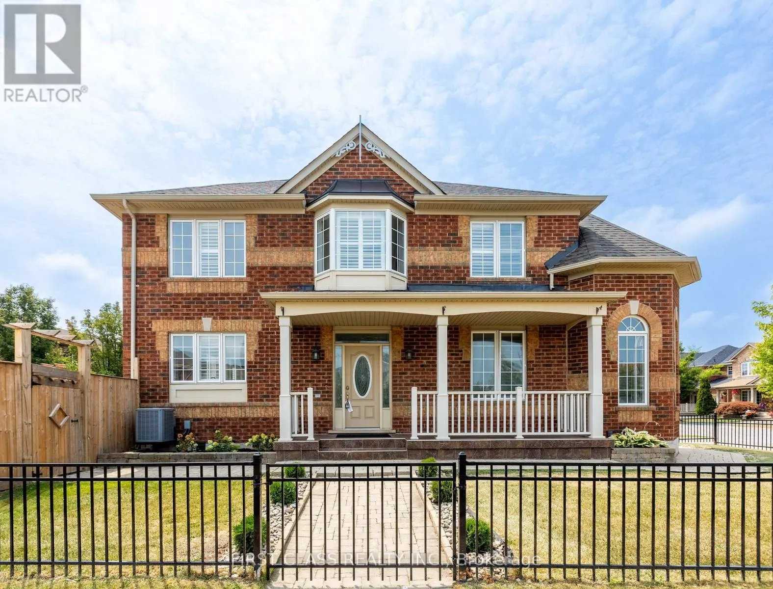 802 YATES DRIVE
