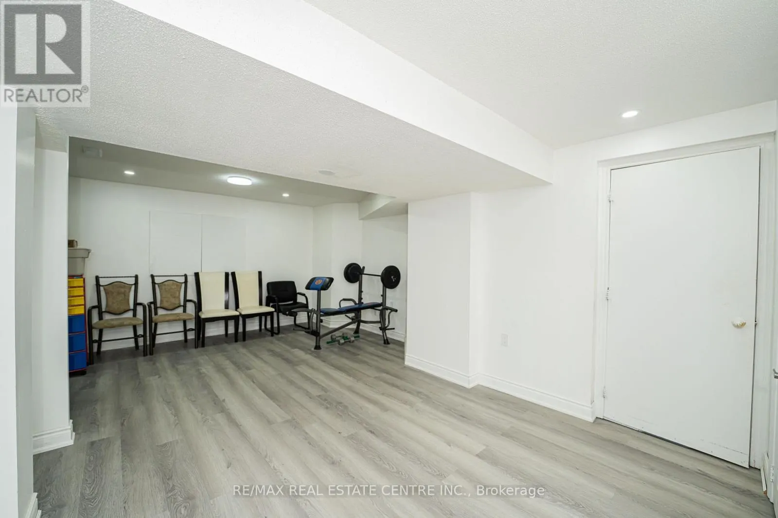 60 SLEIGHTHOLME CRESCENT