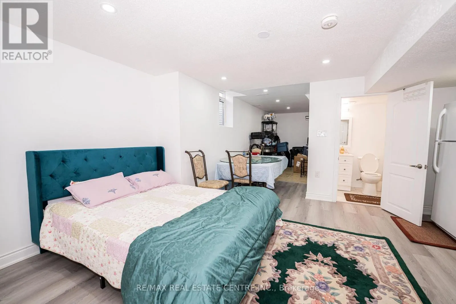 60 SLEIGHTHOLME CRESCENT