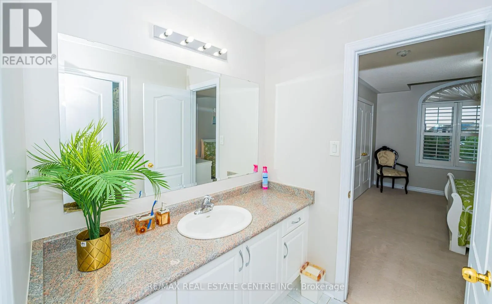 60 SLEIGHTHOLME CRESCENT