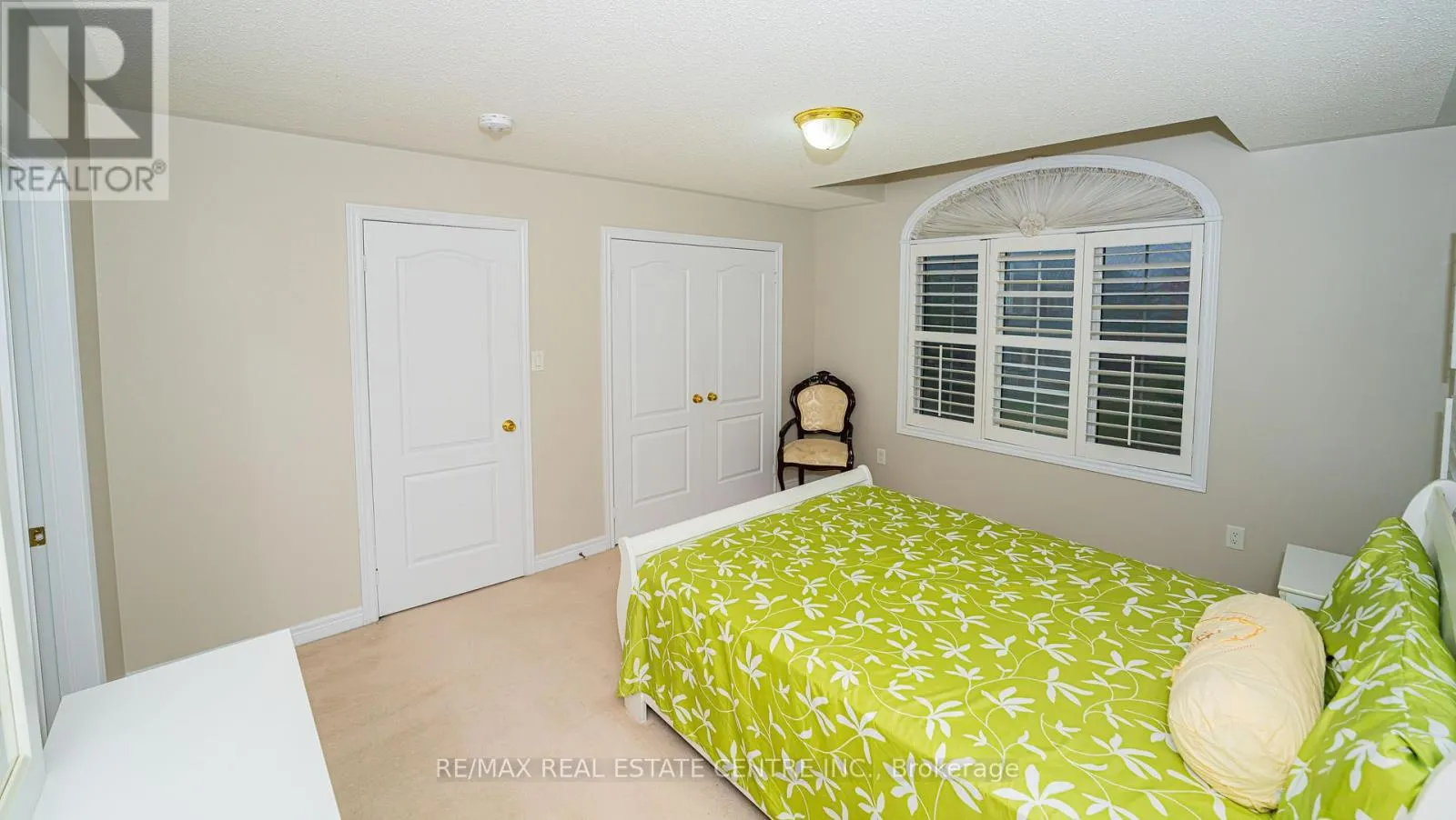 60 SLEIGHTHOLME CRESCENT