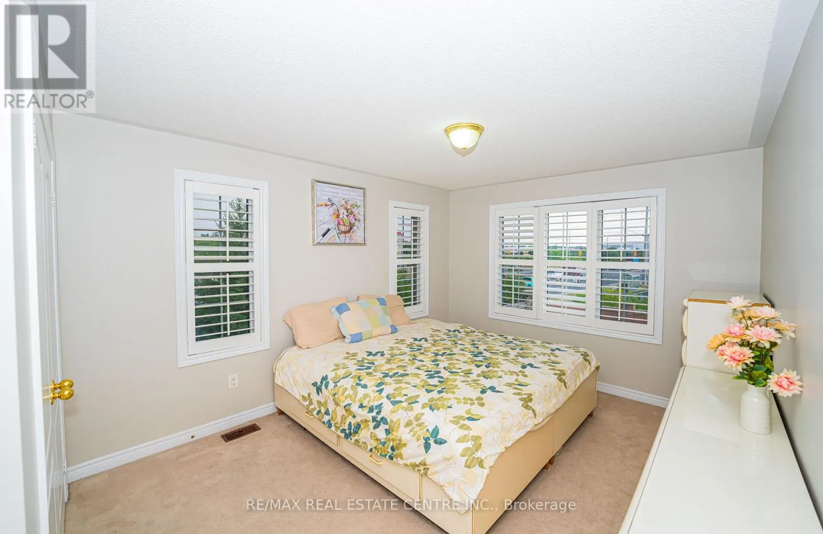 60 SLEIGHTHOLME CRESCENT