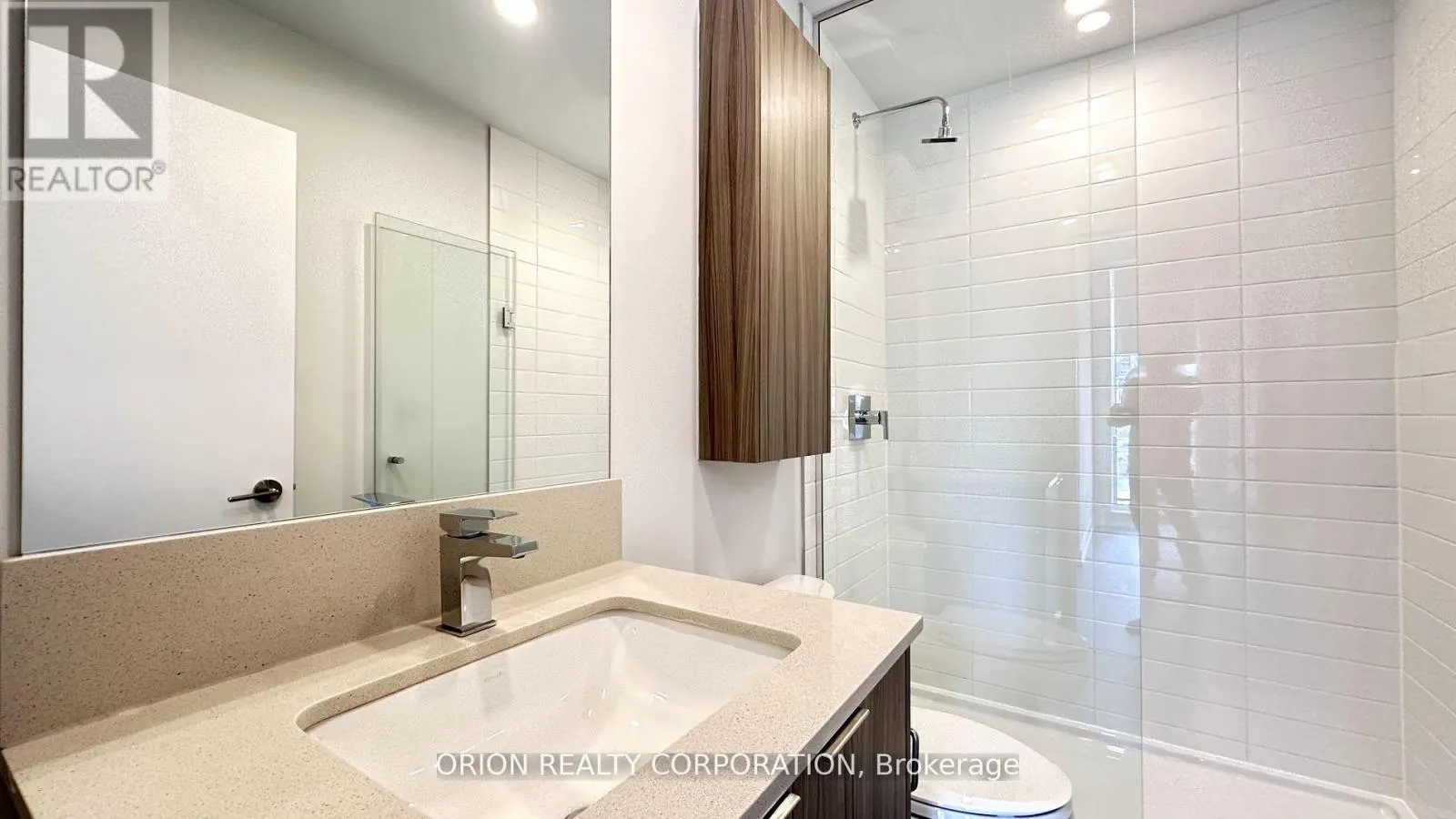 510 - 430 SQUARE ONE DRIVE