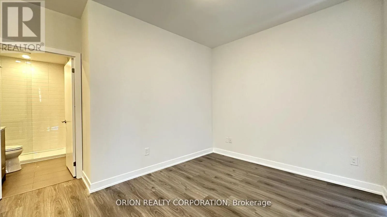 510 - 430 SQUARE ONE DRIVE